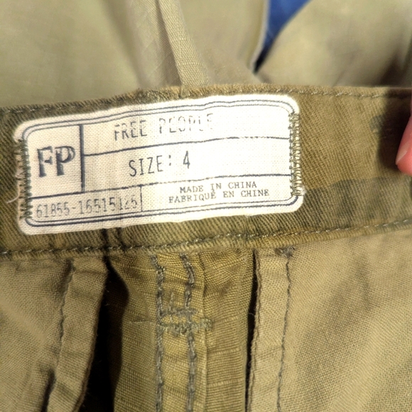 Free people olive green cargo pants size 4 - Picture 4 of 4